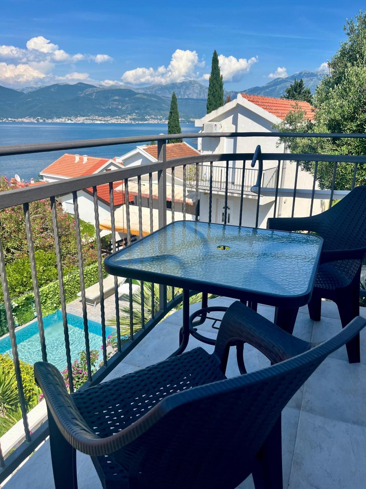 Apartments Obradovic Krasići Zimmer foto